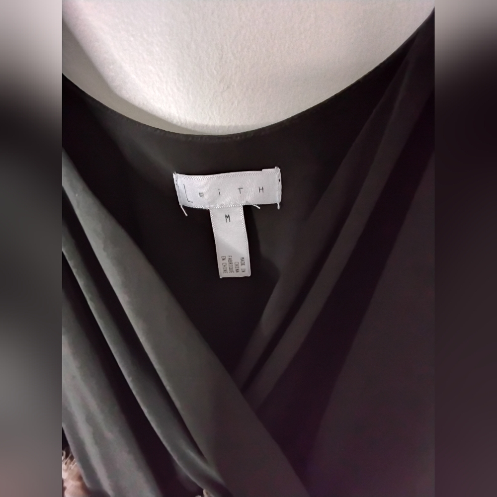Leith Black and Tan Asymmetrical Dress - Picture 10 of 11